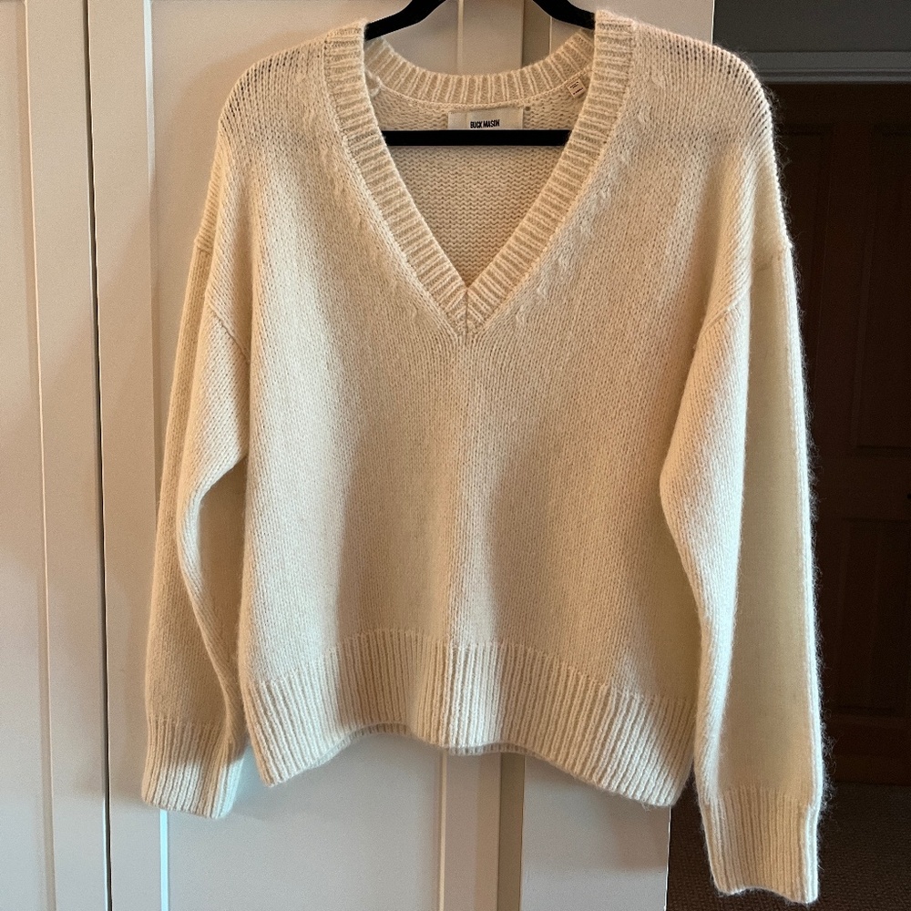 Buck Mason Highland Alpaca Blend Boxy V Neck Sweater XS